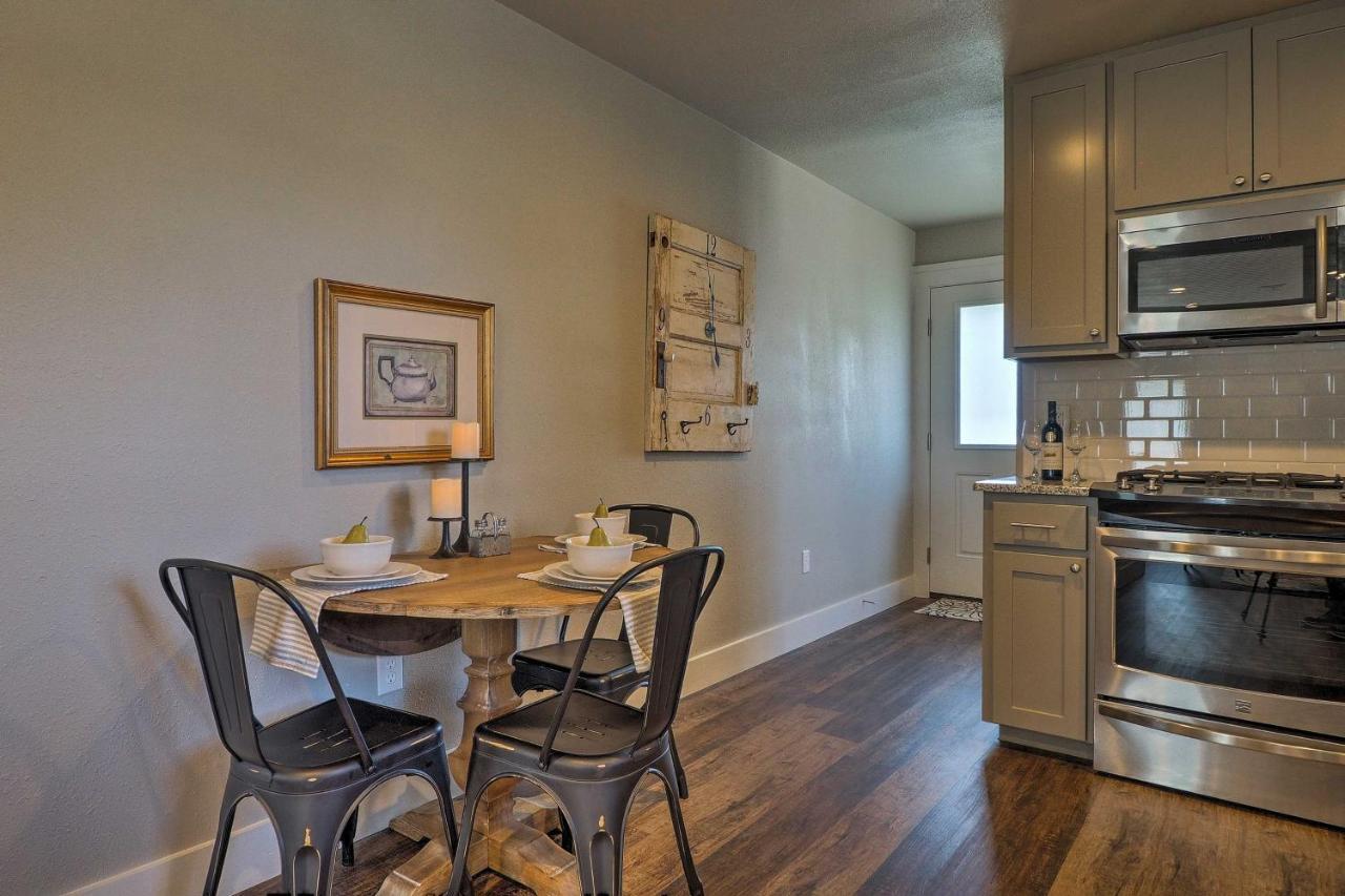 Cozy Home Blocks To Georgetown Square And Su! Exterior foto